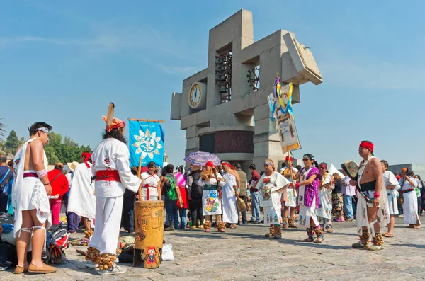 Virgin Guadalupe Mexico City'de bayram günü — Stok fotoğraf