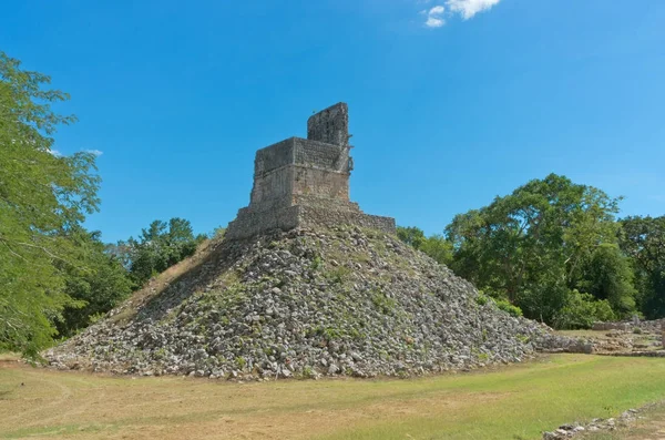 ラブナは メキシコのユカタン半島にあるコロンビア以前のマヤ文明のメソアメリカの考古学遺跡と儀式の中心地である ユネスコ世界遺産 — ストック写真