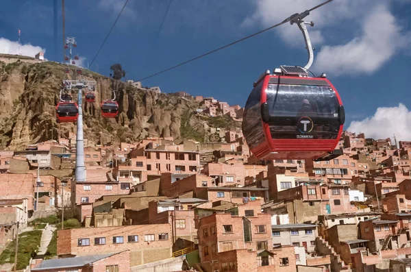 Paz Bolivia Abr 2015 Los Teleféricos Transportan Pasajeros Paz Teleférico — Foto de Stock