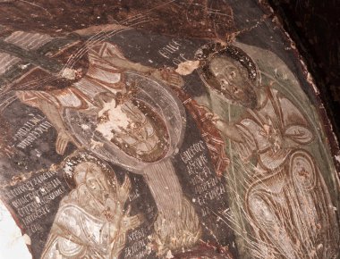 Kapadokya - 29 Nisan 2016: Yok edilen iç Ayvali kilise Cappadocia, Orta Anadolu, Türkiye, Unesco Dünya Mirası Rose vadide erken ortodox Hıristiyan fresk ile