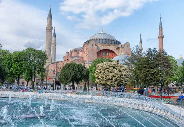 Istanbul Turecko Dubna 2016 Hagia Sofia Ayasofya Fontánu Istanbulu Turecko — Stock fotografie