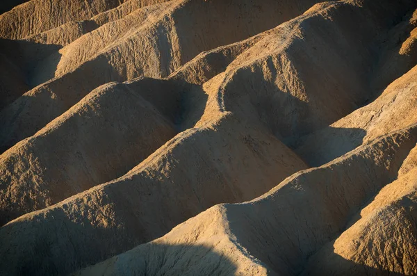 Zabriskie noktası Ölüm Vadisi Milli Parkı'nda California, Amerika Birleşik Devletleri 