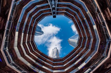 New York, Usa - 11 Aralık 2019: Vessel (Tka) Manhattan, New York 'ta Hudson Yardları Yeniden Geliştirme Projesi kapsamında inşa edilen bir yapı ve ziyaretçi merkezidir..