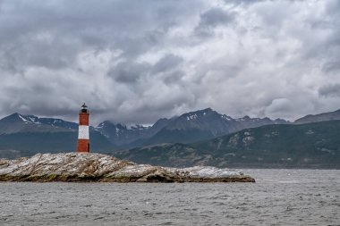 Beagle Channel 'daki Les Eclaireurs Deniz Feneri, Tierra del Fuego, Güney Arjantin.