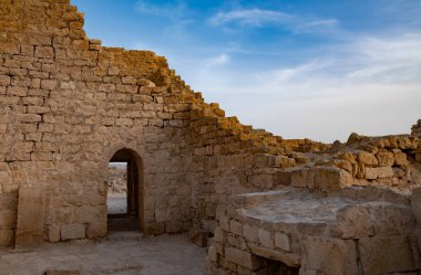 Shivta, İsrail 'in Negev Çölü' nde antik bir şehirdir. Shivta Haziran 2005 'te UNESCO Dünya Mirasları Listesi ilan edildi.. 