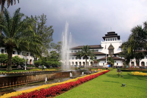 Gedung Sate, Endonezya