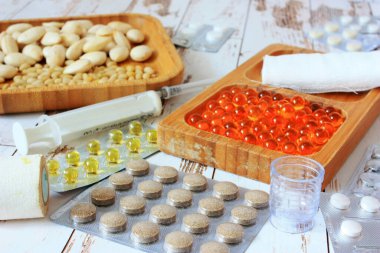 Tedavi için haplar ve vitaminler