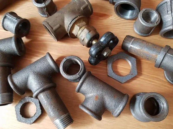 Plumbing fittings for water pipe installation