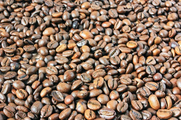 咖啡豆是散装的 — 图库照片
