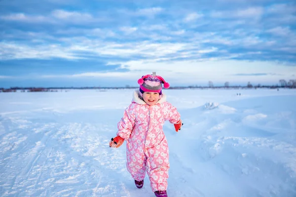 Portrait of Little cute happy baby girl, walk in winter snow park, — Stock Photo, Image