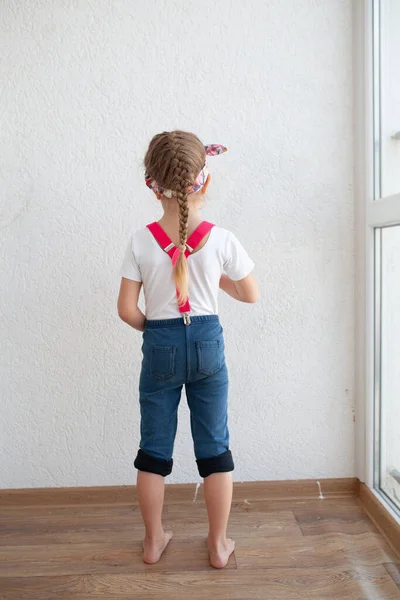 Little Pretty Girl Paints White Wall Brush Child Repairs Apartment — Stock Photo, Image