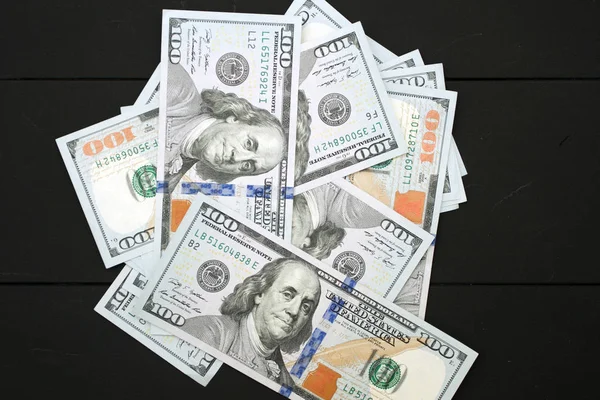Dinero Dólares Sobre Fondo Negro Montón Dinero — Foto de Stock