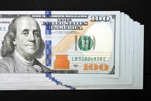Dollargeld Auf Schwarzem Hintergrund Haufen Geld — Stockfoto
