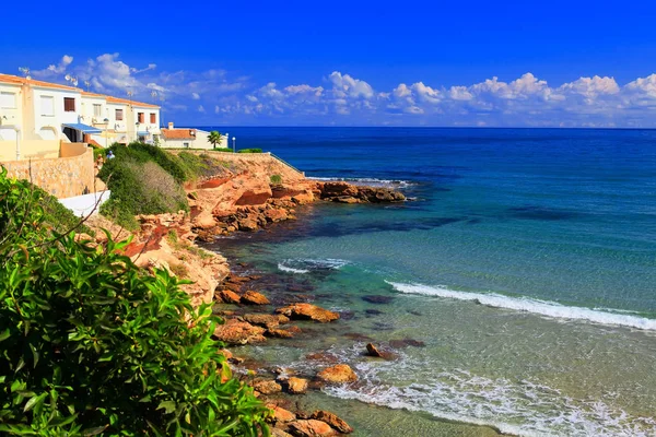 西班牙阿利坎特Orihuela Costa La Zenia的白色小海滨别墅 — 图库照片