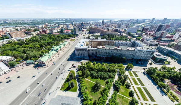 Aerial city view with roads, houses and buildings. — Stock Photo, Image