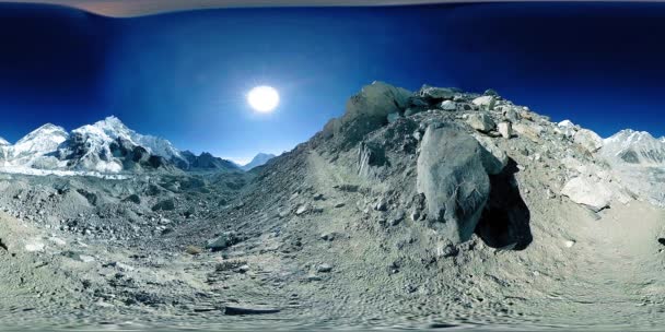 360 vr of the Everest Base camp at Khumbu glacier. Khumbu valley, Sagarmatha national park, Nepal of the Himalayas. EBC track route near Gorak Shep. — Stock Video