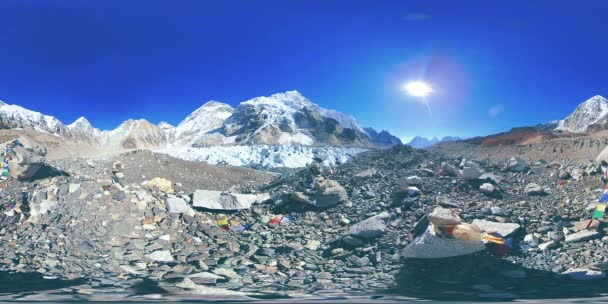 360 vr of the Everest Base camp at Khumbu glacier. Khumbu valley, Sagarmatha national park, Nepal of the Himalayas. EBC track route near Gorak Shep. — Stock Video