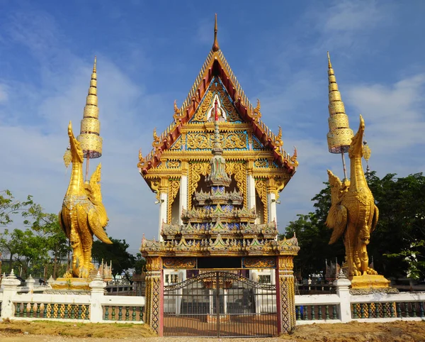 Храм Кхок Храм Таиланд Бирманским Стилем — стоковое фото