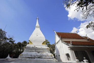 Phra ki Si şarkı Rak 400 yıldan fazla, Loei Tayland ile ilişkinin bir semboldür