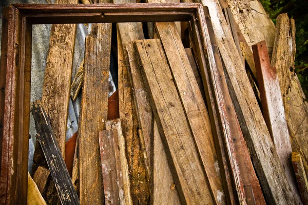 木造建築用木材の山 — ストック写真