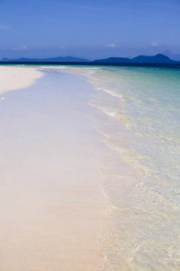 Lord Loughbolough Adası'nda beyaz kumlu plaj veya deniz Dragon Adası, Myanmar