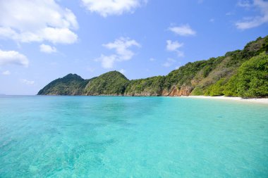 Lord Loughbolough Adası'nda beyaz kumlu plaj veya deniz Dragon Adası, Myanmar