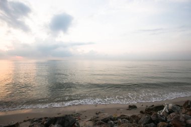 Deniz plaj kum doku ve arka plan için yakın çekim