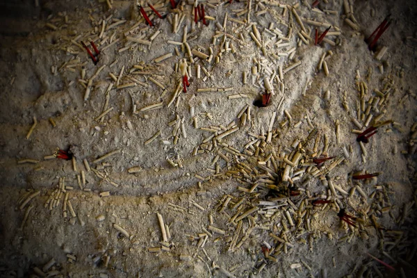 Brûler Des Bâtons Encens Dans Temple Bouddhiste — Photo