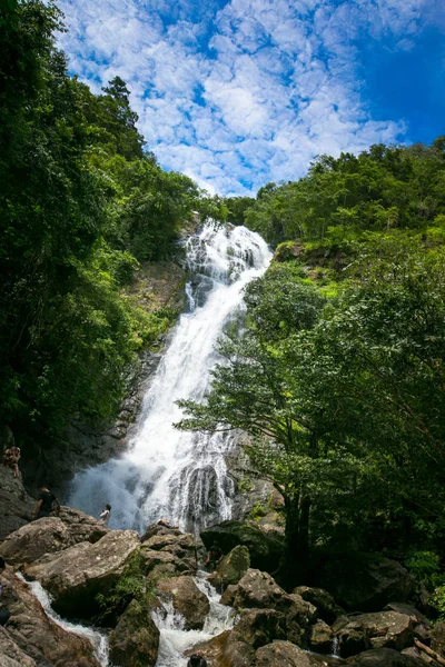 nakhon nayok, Tayland Sarika şelale