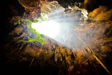 güneş ışığı Mağarası, khaoluang, il: phetchaburi, thailand