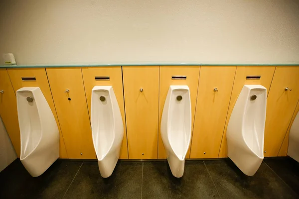 Inodoros Limpios Hombre Urinario — Foto de Stock