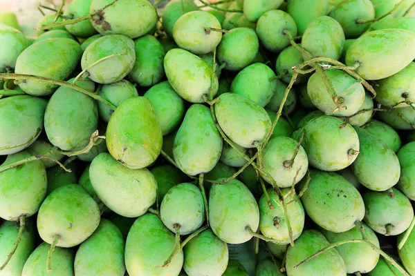 Olgun Alphonso Mangoları Meyvelerin Kralı — Stok fotoğraf