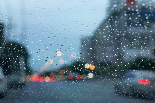 Auto auf Straße verwischt — Stockfoto