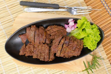 Kızarmış domuz karaciğer