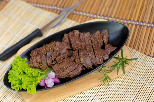 Kızarmış domuz karaciğer