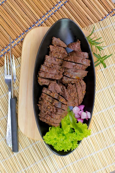 Kızarmış domuz karaciğer