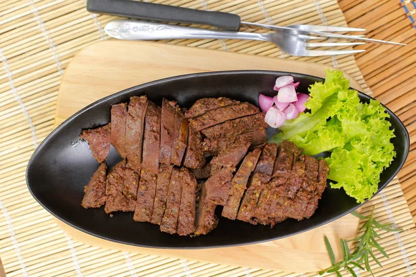 Kızarmış domuz karaciğer