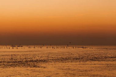 Güneşten sonra gökyüzünün renkleri