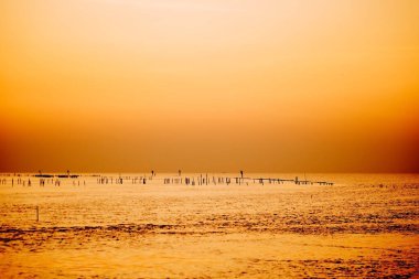 Güneşten sonra gökyüzünün renkleri