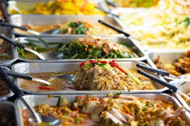 Tayland yemeği tarzı, pirinçli kahvaltı.