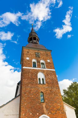 Kule St Simon kilise Valmiera, Letonya