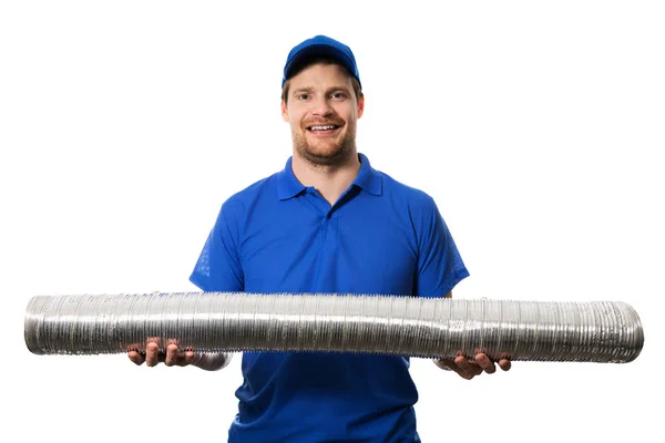 Hvac trabajador con sistema de ventilación flexible tubo en las manos —  Fotos de Stock