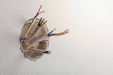 prize dışında elektrik kabloları