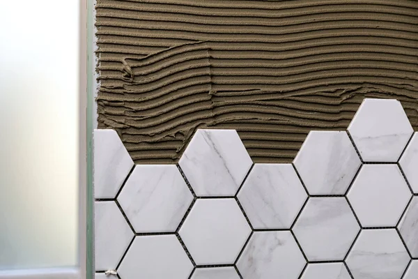 Ladrilhos Colocação Telhas Mármore Branco Textura Hexágono Parede — Fotografia de Stock