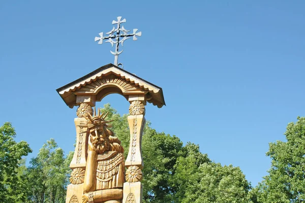 Houten sculptuur van Jezus Christus — Stockfoto