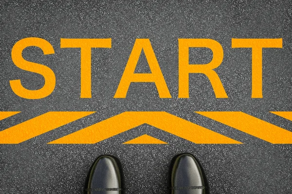 Start concept with start line — Stock Photo, Image