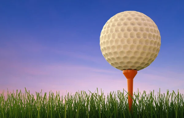 Pelota de golf en T —  Fotos de Stock