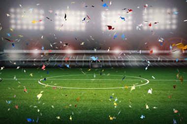 Futbol alan arka plan ile konfeti kutlama