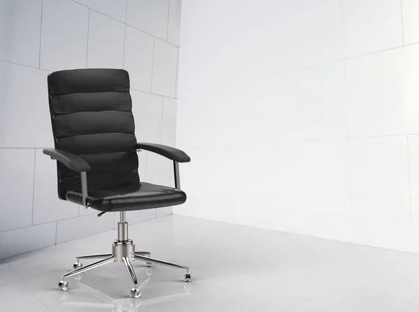 Чорний шкіряний офісний стілець — стокове фото