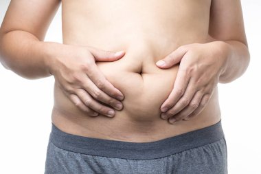 kilolu şişko göbek tutan el adamla